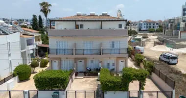 2 bedroom house in Paphos Municipality, Cyprus