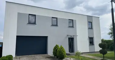 5 room apartment in Poland