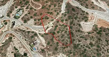 Plot of land in koinoteta agiou tychona, Cyprus