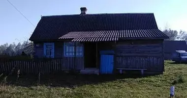 Maison dans carniany, Biélorussie