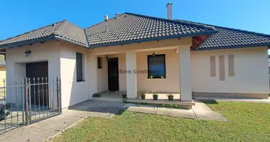 3 room house in Zanka, Hungary