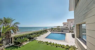 Casa 4 habitaciones en Pyla, Chipre