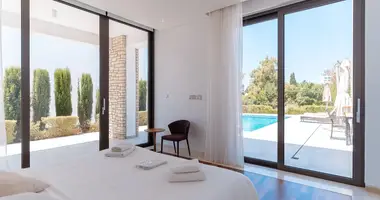 Villa 4 chambres dans Péyia, Chypre