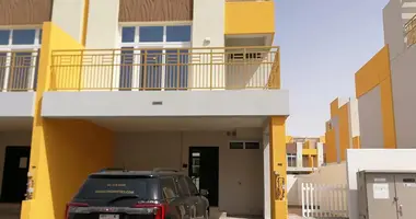 Villa 4 habitaciones en Dubái, Emiratos Árabes Unidos