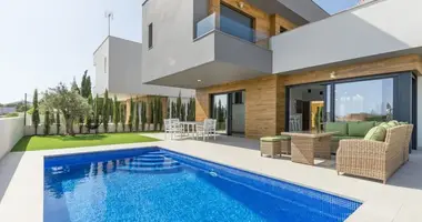 Villa 3 bedrooms in All countries