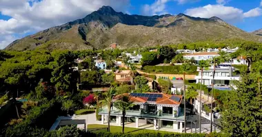 5 bedroom house in Malaga, Spain