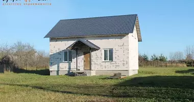 Dom w Navapolski sielski Saviet, Białoruś