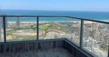 4 room apartment in Ashdod, Israel