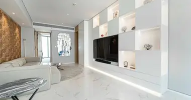 Пентхаус 6 комнат  со стеклопакетами, с балконом, с мебелью в Дубай, ОАЭ