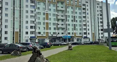 Apartamento 3 habitaciones en Gómel, Bielorrusia