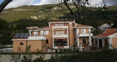 Casa 6 habitaciones en Gradiosnica, Montenegro
