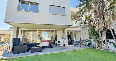 Maison 4 chambres dans Strovolos, Chypre