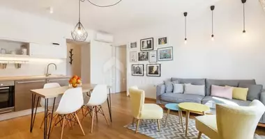 Mieszkanie 5 pokojów w Grad Rijeka, Chorwacja