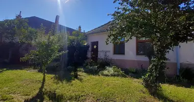 2 room house in Mosonszentmiklos, Hungary