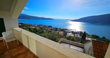 Villa  con Vistas al mar, con Garaje en Montenegro