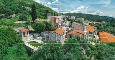 Casa 5 habitaciones en Rijeka-Rezevici, Montenegro