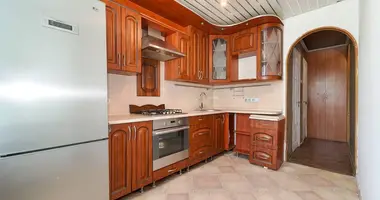 4 room apartment in Fanipol, Belarus