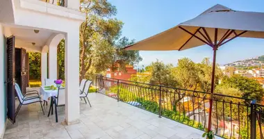 Casa 17 habitaciones en Budva, Montenegro