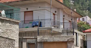 Casa de campo 5 habitaciones en Elassona Municipality, Grecia