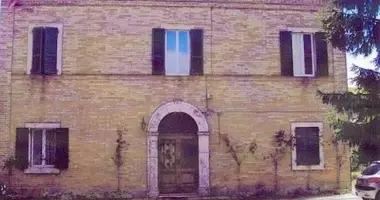Willa 15 pokojów w San Benedetto del Tronto, Włochy