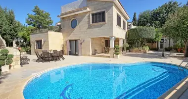 Haus 4 Schlafzimmer in Kamares, Zypern