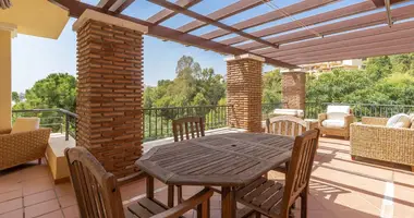 Wohnung 3 Schlafzimmer in San Pedro Alcantara, Spanien