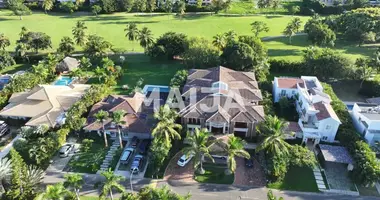 Casa 8 habitaciones en Higüey, República Dominicana