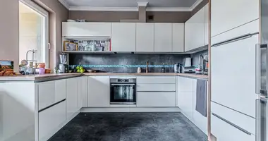 4 room apartment in Warsaw, Poland
