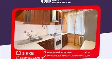 Apartamento 3 habitaciones en Borisov, Bielorrusia