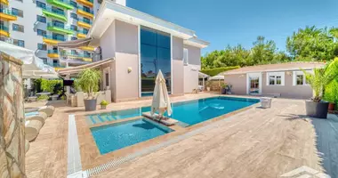 Villa 4 rooms with Swimming pool, with Garage, with Sauna in Alanya, Turkey