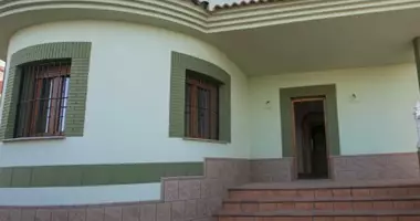 Villa  con baño, con Piscina privada, con Certificado energético en Torrevieja, España