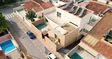 Villa 4 bedrooms in All countries