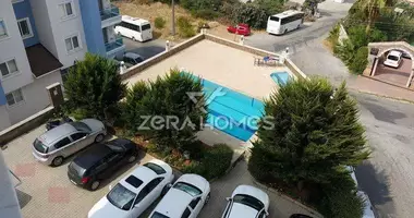 Duplex 7 rooms with parking, with elevator, with sea view in Alanya, Turkey