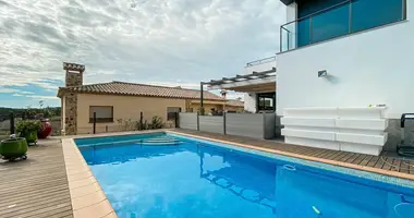 4 bedroom house in Blanes, Spain