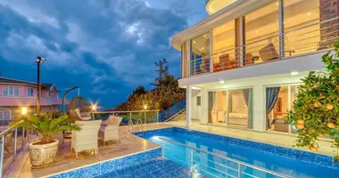 Villa 5 bedrooms with Furnitured, with Air conditioner, with Sea view in Alanya, Turkey