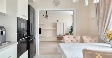 Apartamento 3 habitaciones en Minsk, Bielorrusia