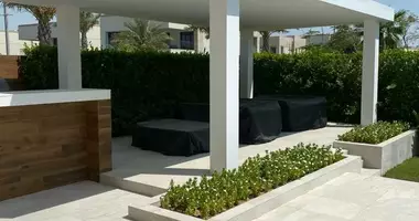 Villa 5 chambres dans Émirats arabes unis, Émirats arabes unis
