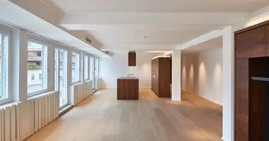 Apartamento 5 habitaciones en Viena, Austria