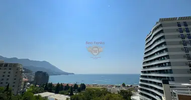 2 bedroom apartment in Becici, Montenegro