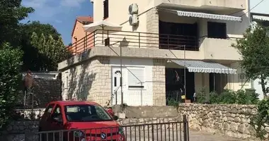 Hotel 230 m² in Crikvenica, Kroatien