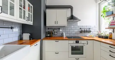 4 room apartment in Zabki, Poland