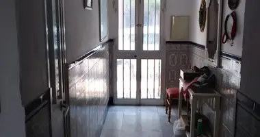 Townhouse 8 bedrooms in Fuengirola, Spain