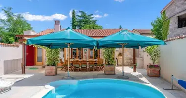 Villa 5 bedrooms in Kanfanar, Croatia