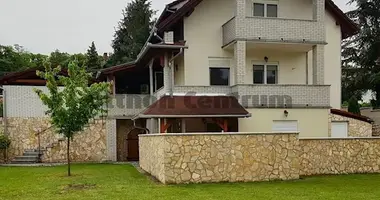 6 room house in Pogany, Hungary