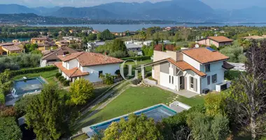 Villa 5 chambres avec doroga road dans Manerba del Garda, Italie