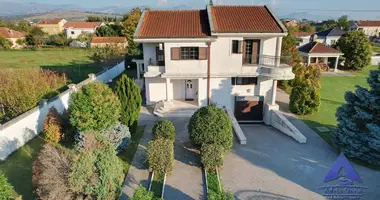 Villa 4 bedrooms in Podgorica, Montenegro