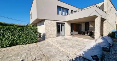 Villa in Poreč, Kroatien