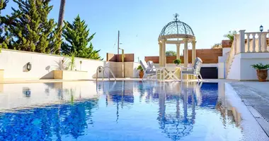 Maison 6 chambres dans Mouttagiaka, Chypre