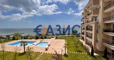 Квартира 3 комнаты в Святой Влас, Болгария