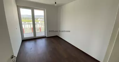 4 room apartment in Erd, Hungary